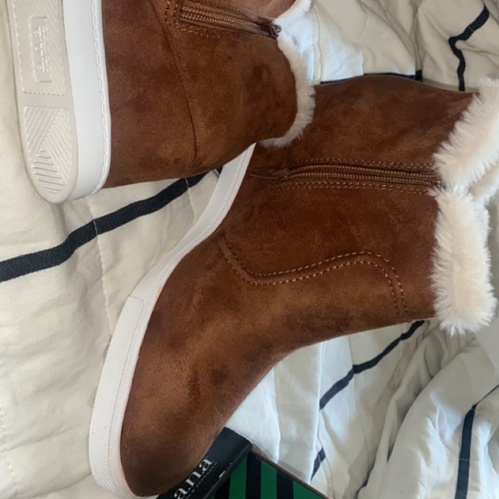 Women's boots